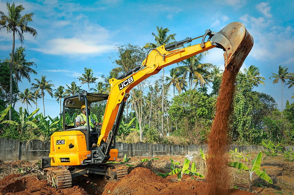 desi-machines-jcb-excavator-35z-featured