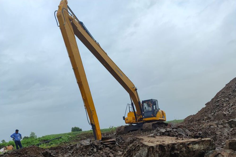 desi-machines-liugong-excavator-925e-xlr-2