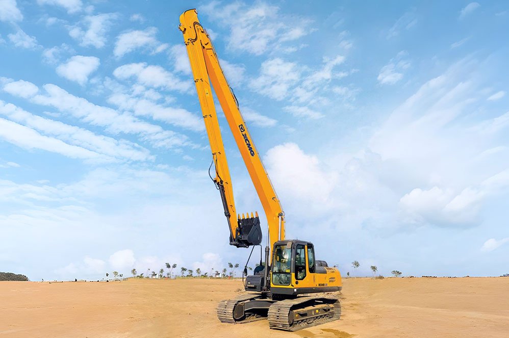 desi-machines-xcmg-excavator-xe245i-lr-featured