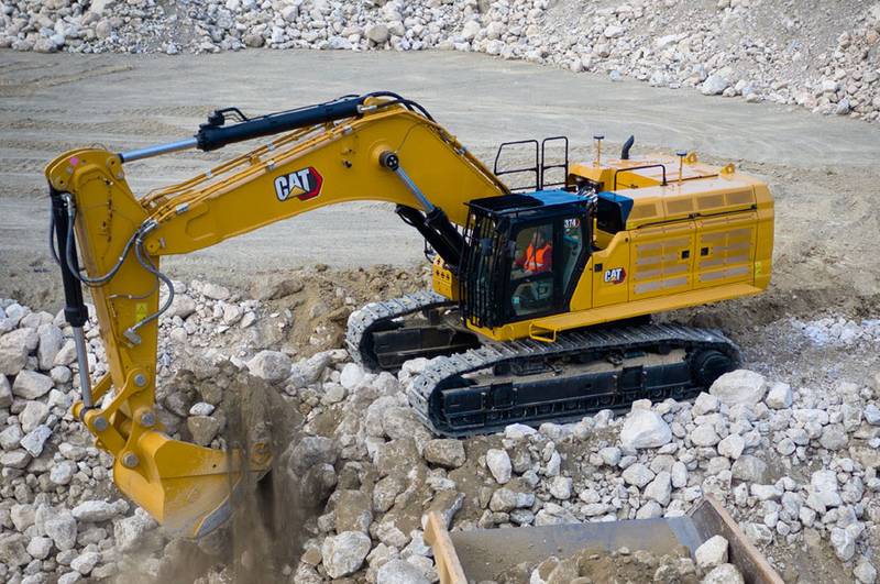 desi-machines-excavator-cat-374-featured-alt