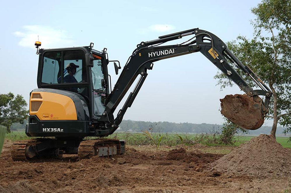 desi-machines-excavator-hyundai-hx35az-featured