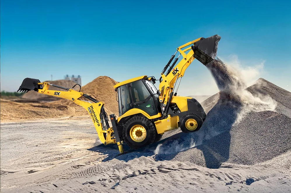 Mahindra Earthmaster SX