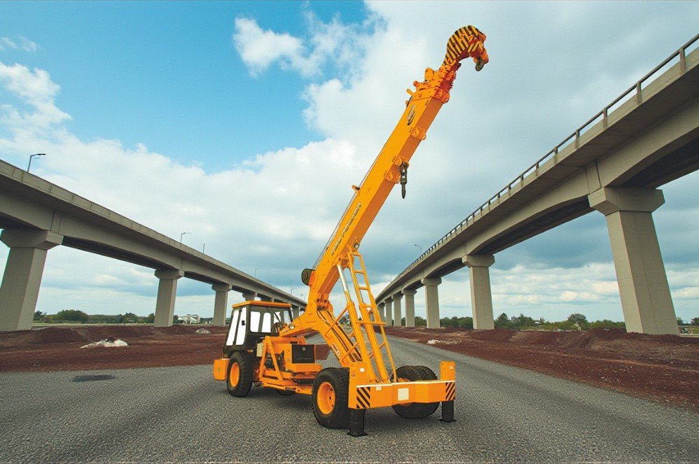 Indo Power 25T Hydra Crane | Desi Machines